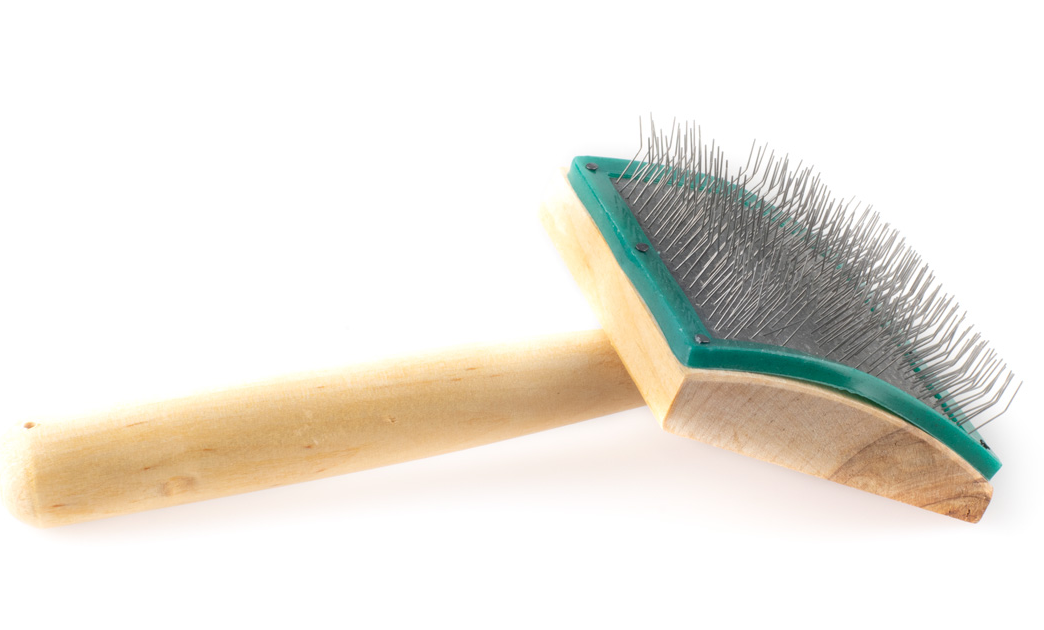 Пуходерка "ВАКА" деревянная для кошек и собак трехрядная без капель 92864