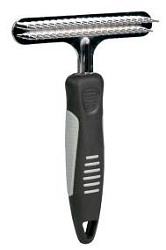 Скребница двухрядная 15,5*11 см с частым зубом 2406 Trixie