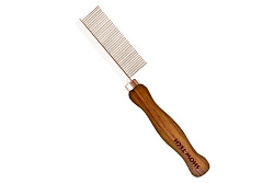SHOW TECH Wooden Comb расческа для мягкой шерсти 18 см с зубчиками 1,7 см 26STE032