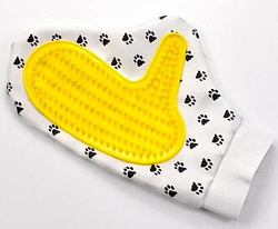 Варежка для вычесывания шерсти